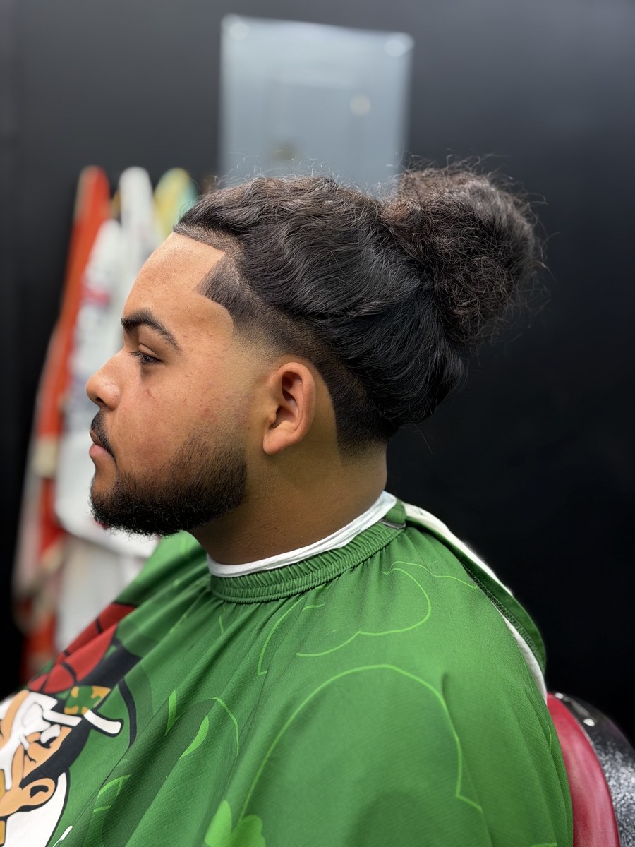 Tapers — Fresh cut at Alex Gretty barbershop