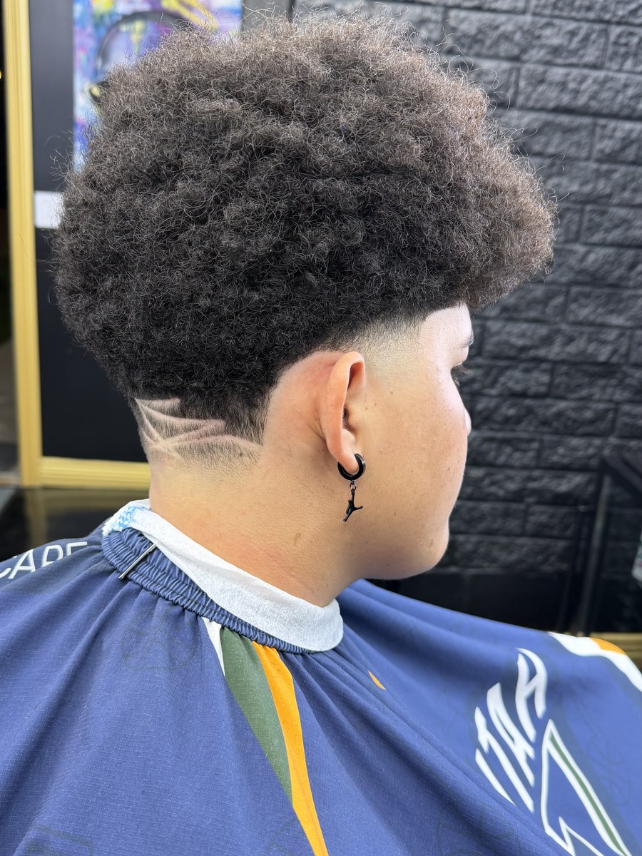 Tapers — Fresh cut at Alex Gretty barbershop